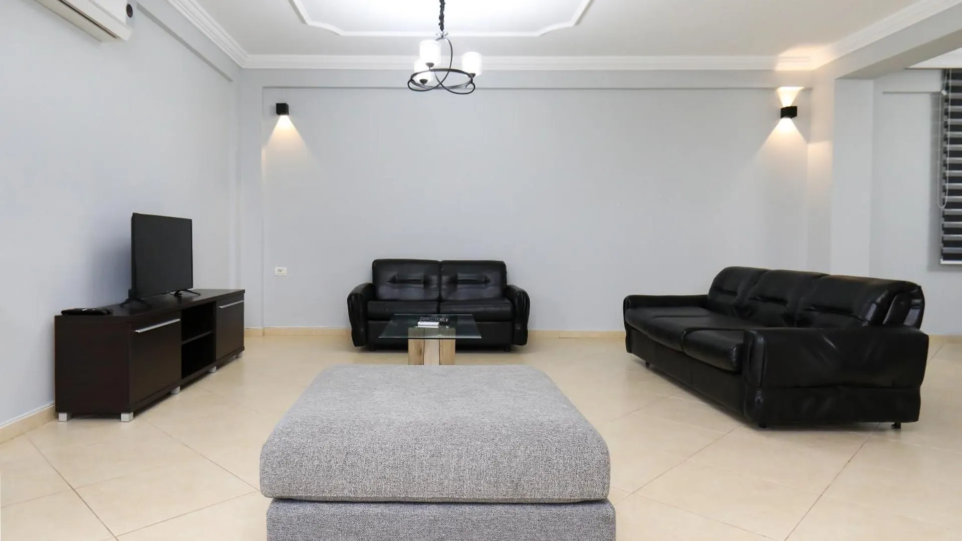 Villa Luisanna Free Parking Vlorë